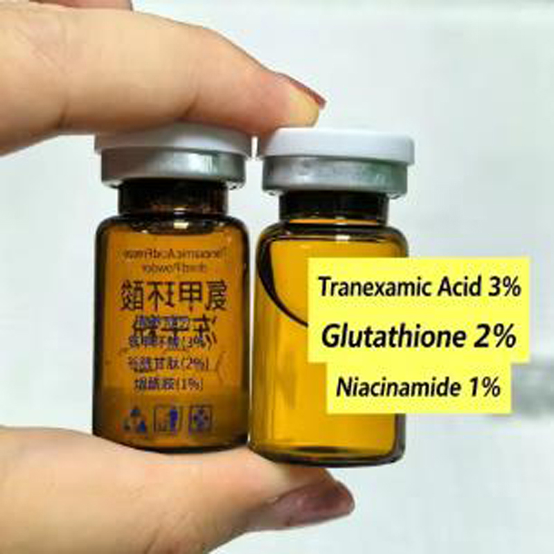 2/5/10 Paia di Sieri all'Acido - Tranexamic Acid Serum recensione e prezzo